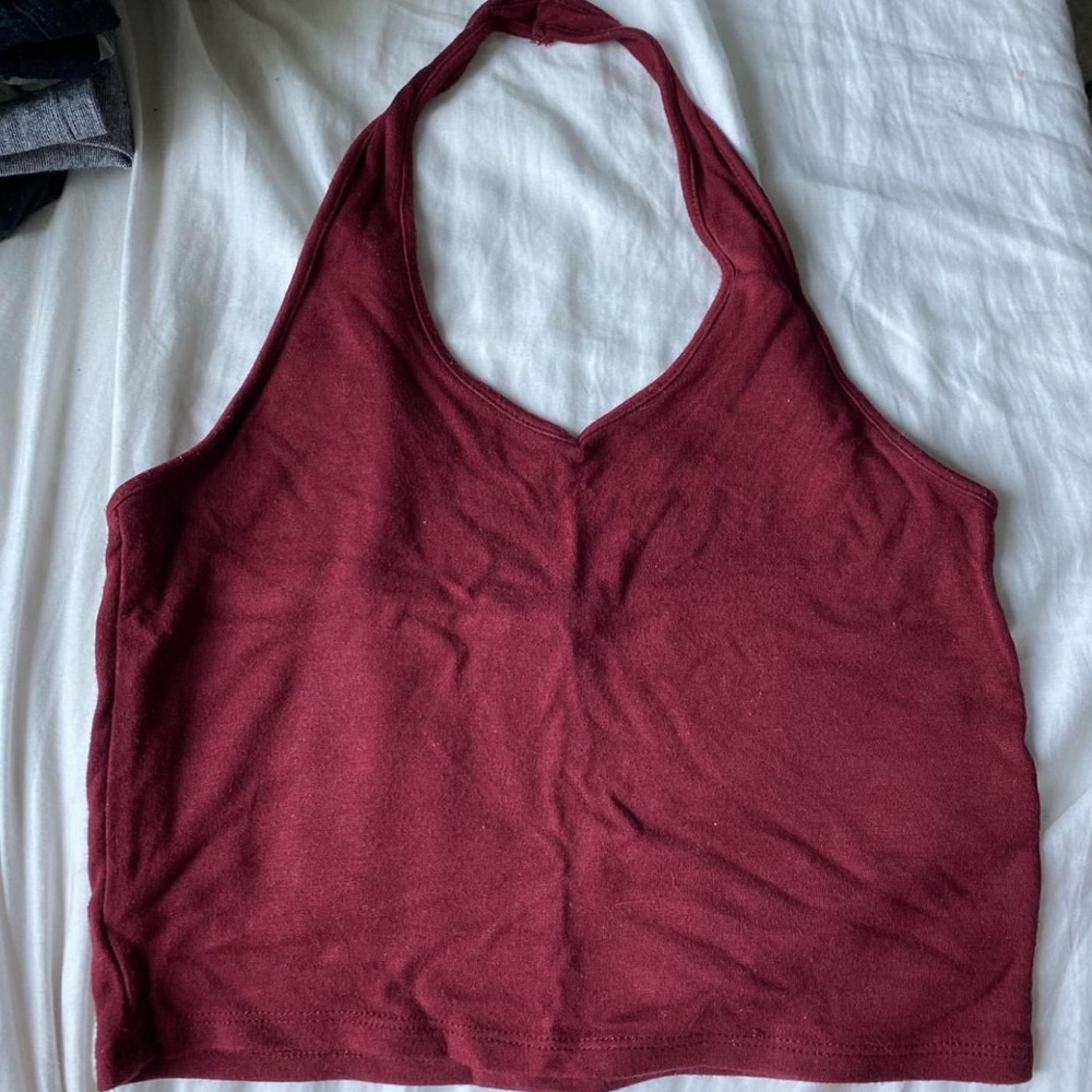 MAROON HALTER TOP